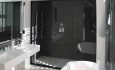 Room 4 bathroom-min